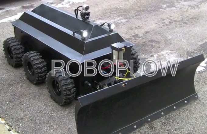 除雪ロボット「ROBOPLOW」が凄い、雪国の雪かきが捗りそう（動画）