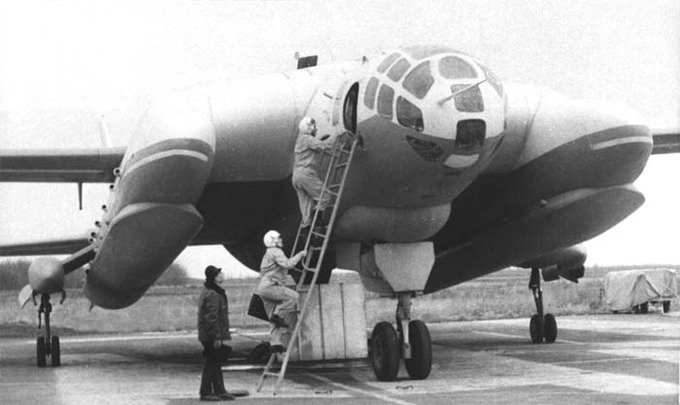 ソビエトの奇妙な水陸両用飛行艇 Bartini Beriev VVA-14(写真46枚+動画)