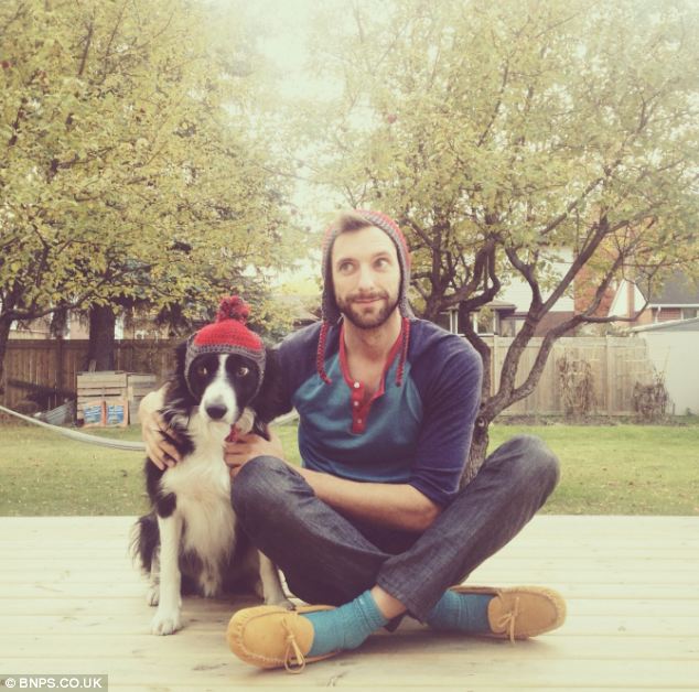 写真の中に隠れている「愛犬MONO」を探せ！（写真23枚）