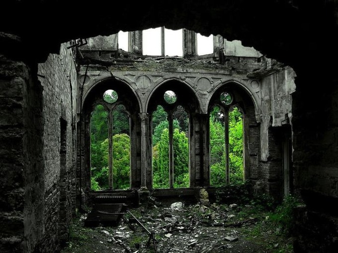 most_beautiful_abandoned_places_19
