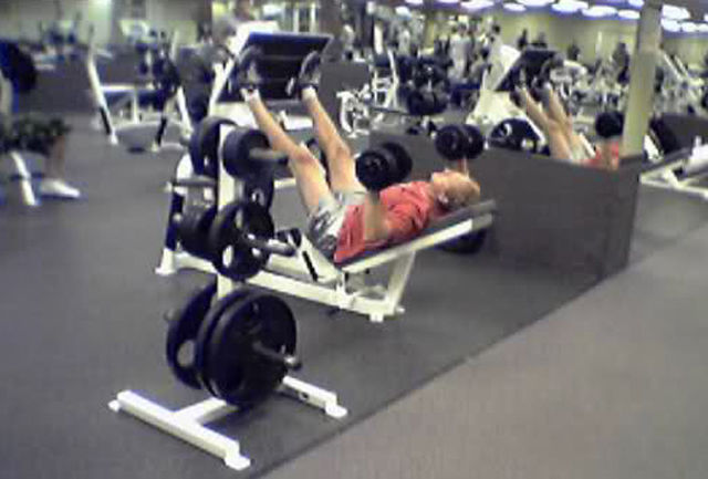 hilarious_gym_moments_caught_on_camera_640_02