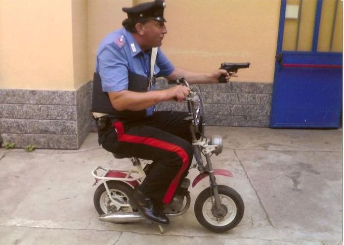 proof_that_cops_can_be_cool_too_08