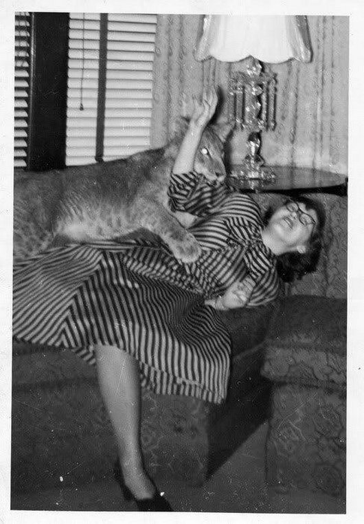 wtf-hilarious-vintage-old-timey-black-and-white-photos6