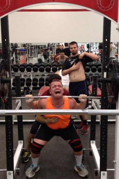 hilarious_gym_moments_caught_on_camera_640_27